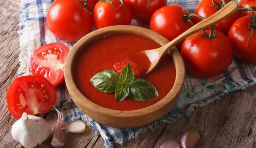 Non mangiare mai pomodori crudi se soffri di acidità Non mangiare mai pomodori crudi se soffri di acidità