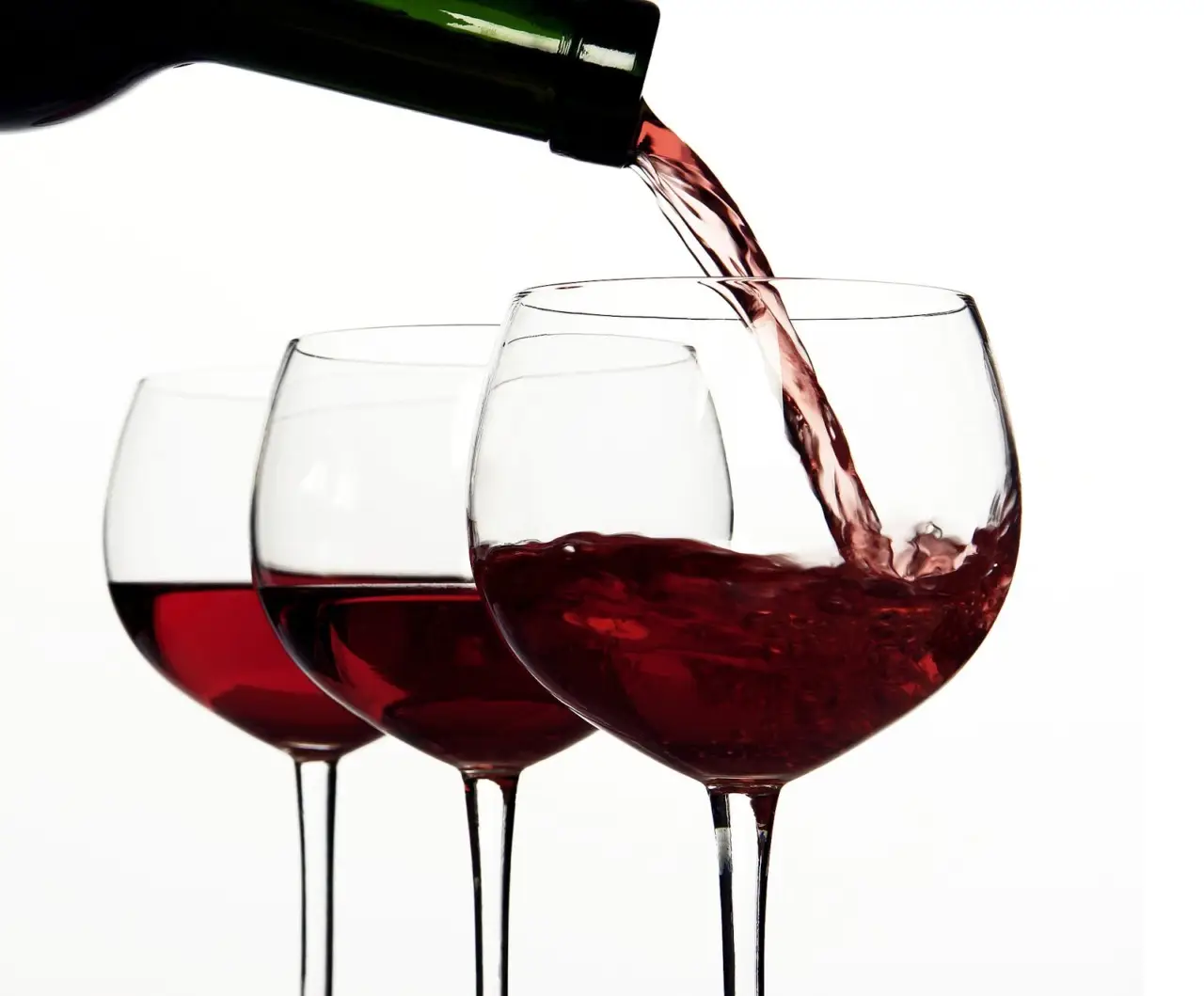 Crisi del vino? Ecco la rivoluzione che riaccende la speranza dei vigneti italiani Immagine selezionata