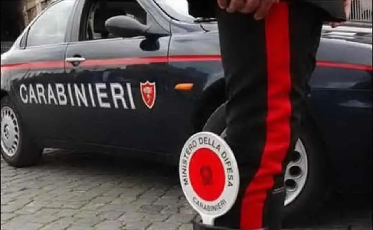 Occhio al Bancomat: ecco il trucco della finta fessura torna a colpire Immagine selezionata