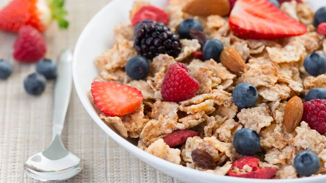 Ecco come mangiare il muesli senza zuccheri nascosti Ecco come mangiare il muesli senza zuccheri nascosti