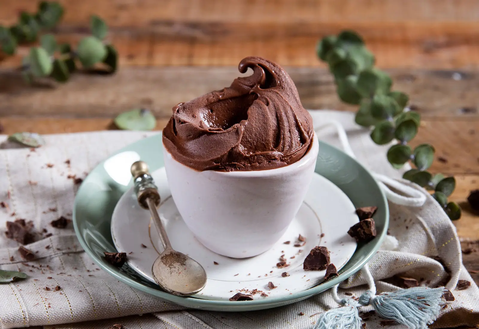 Come mangiare il cioccolato fondente per fare bene al cuore Come mangiare il cioccolato fondente per fare bene al cuore